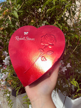 Load image into Gallery viewer, Valentine’s Day Crystal Boxes