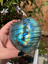 Load image into Gallery viewer, Large labradorite heart B (40% off)
